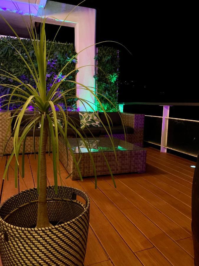 Apartment @thebotanist222 *